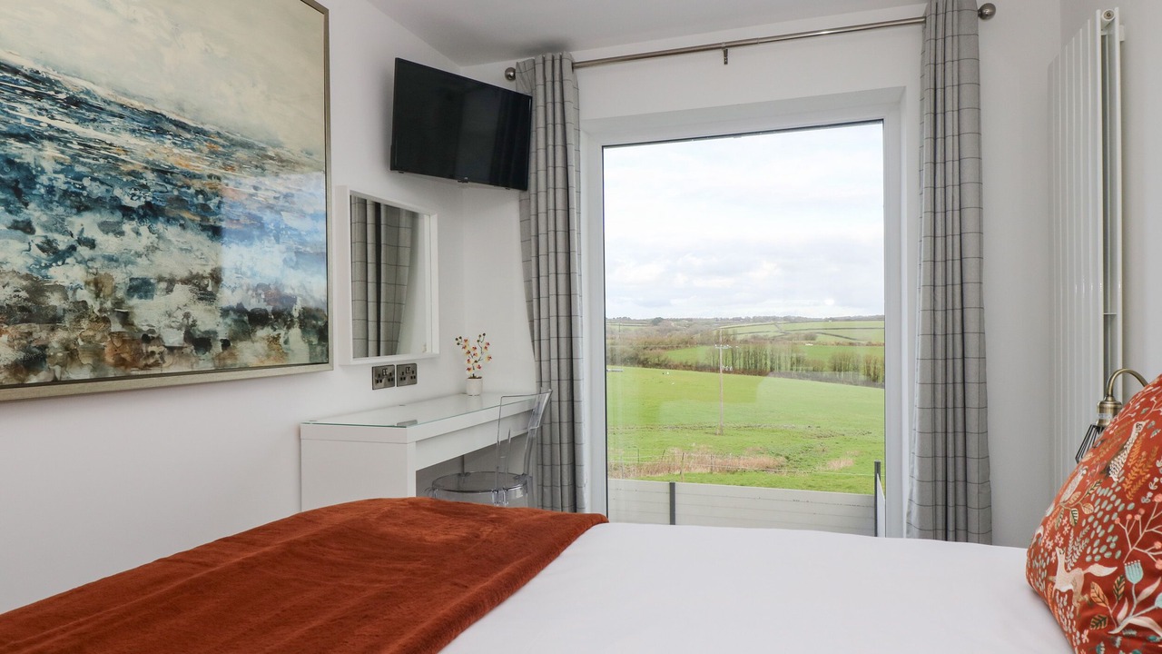 Photo of Others in Mullion