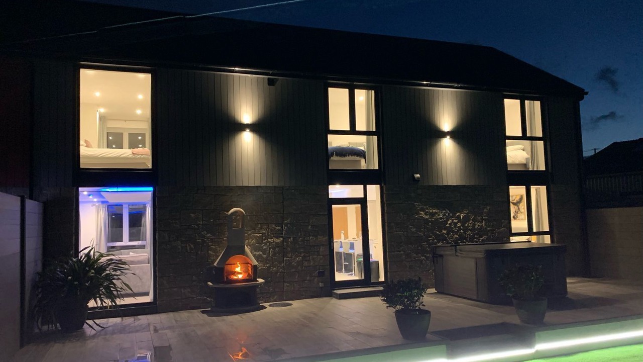 Photo of Outdoor in Mullion