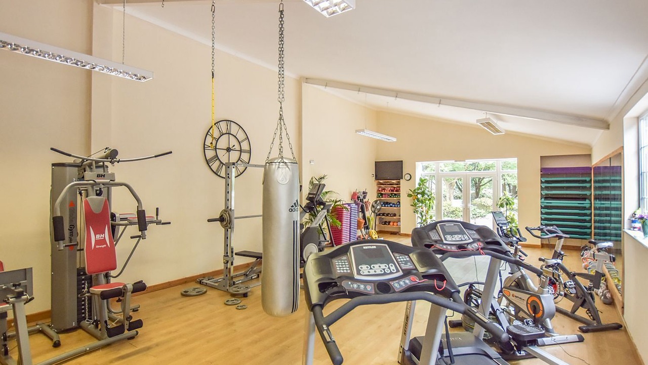 Photo of Others in Mullion