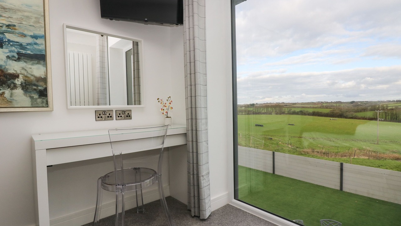 Photo of Others in Mullion