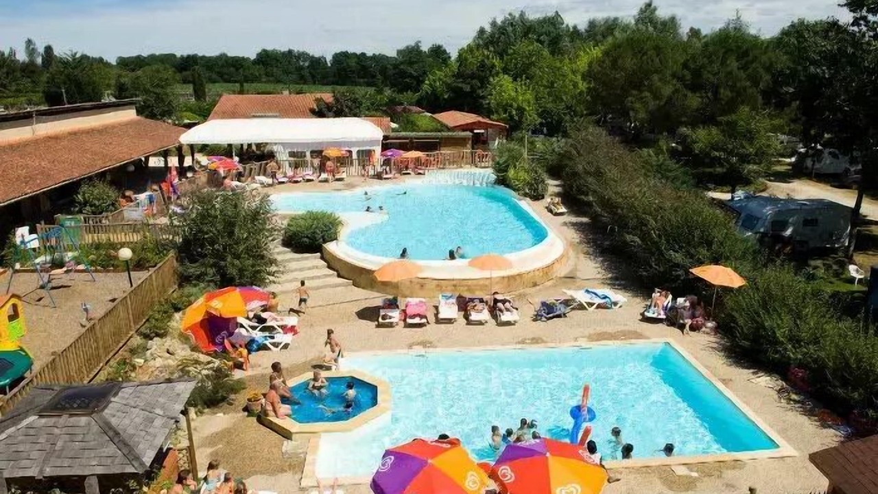 Photo of Outdoor in Estang