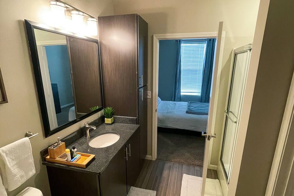 Photo of Bathroom in Town and Country