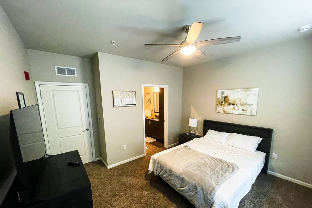 Photo of Bedroom in Town and Country
