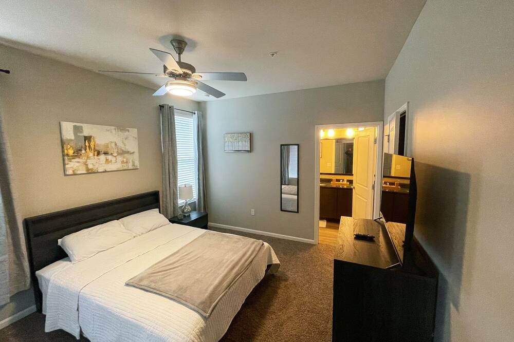 Photo of Bedroom in Town and Country