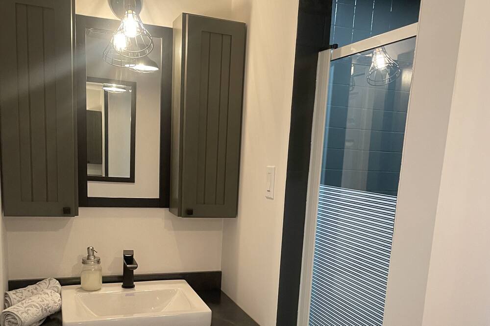 Photo of Bathroom in Gore