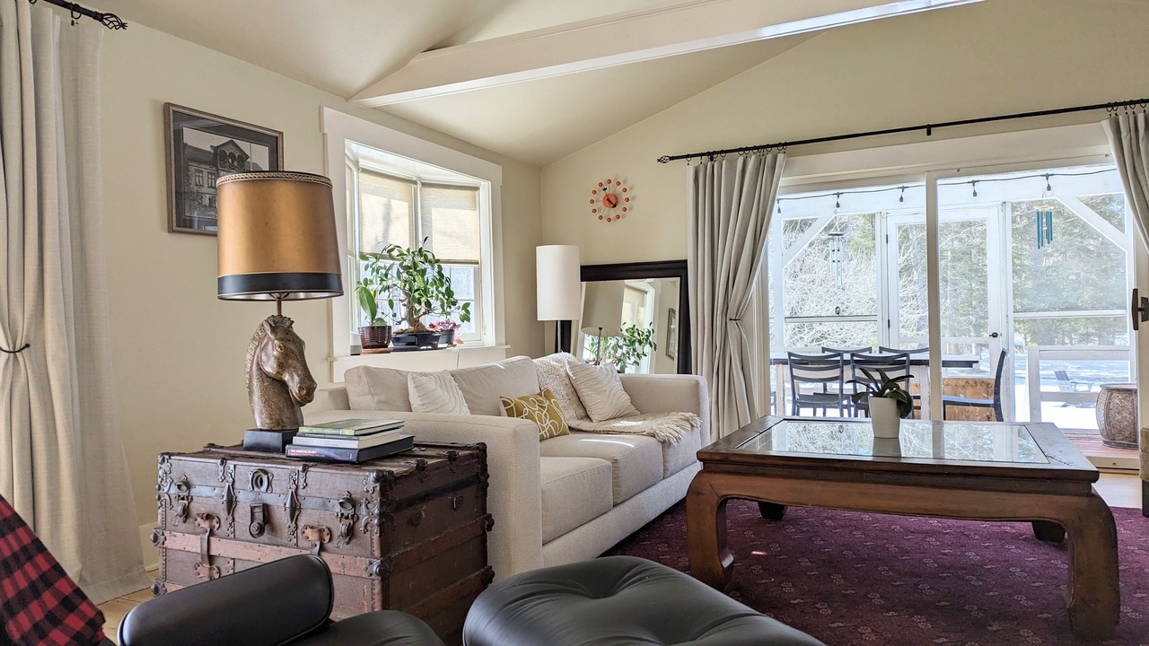 Photo of Livingroom in Lincoln