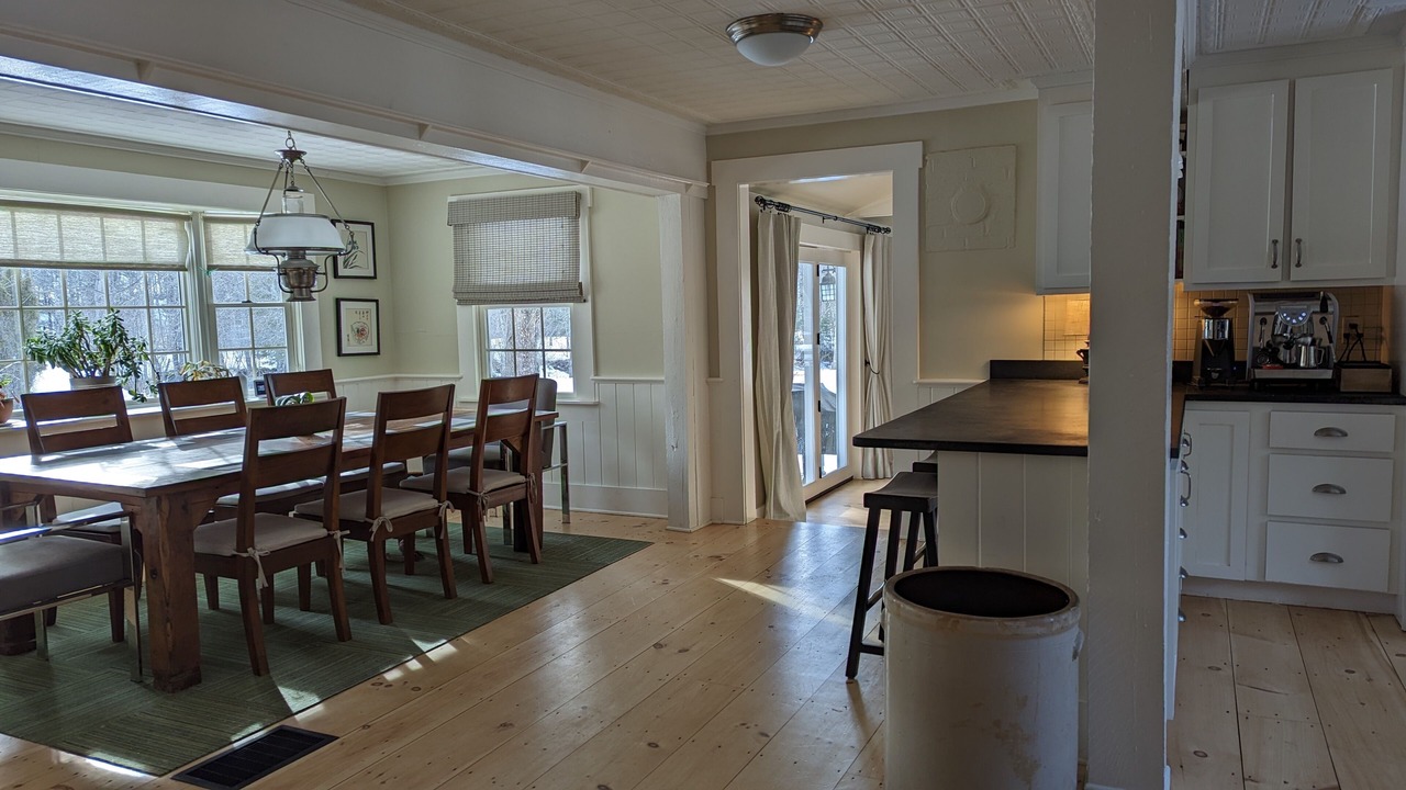 Photo of Others in Lincoln