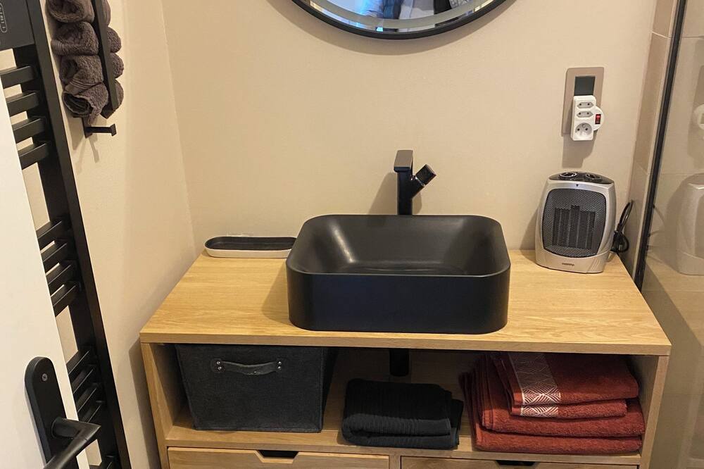 Photo of Bathroom in Lambersart