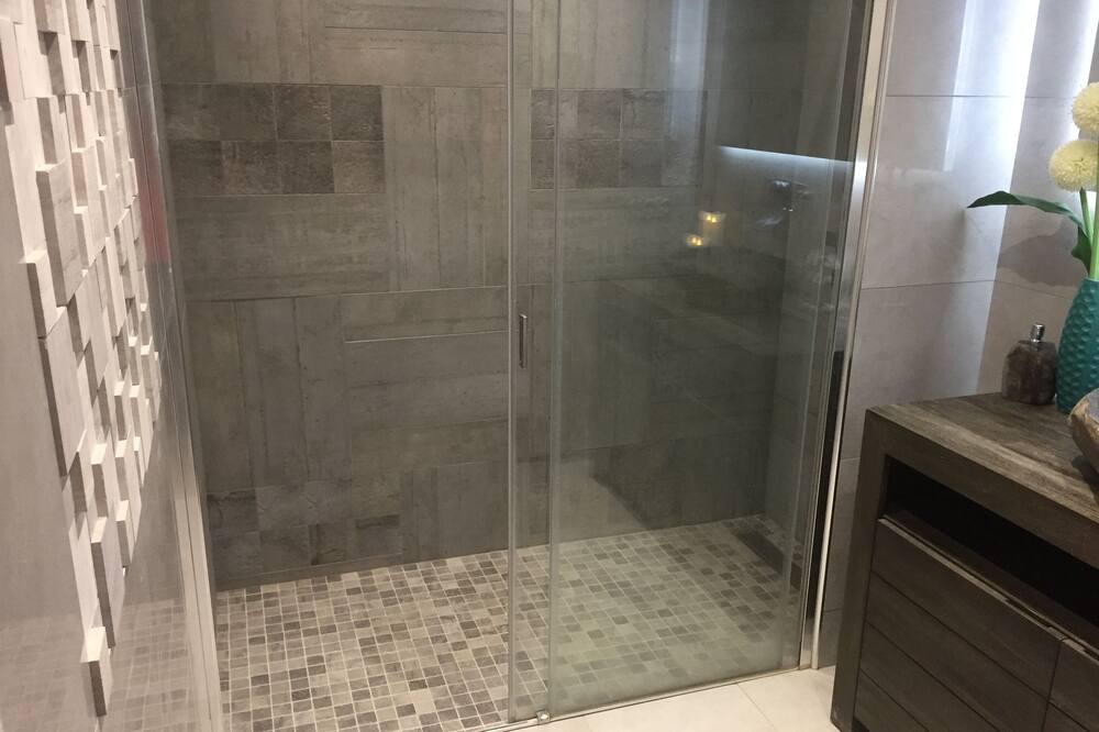 Photo of Bathroom in Saint-Andre