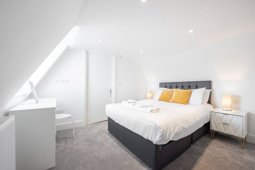 Photo of Bedroom in Herongate