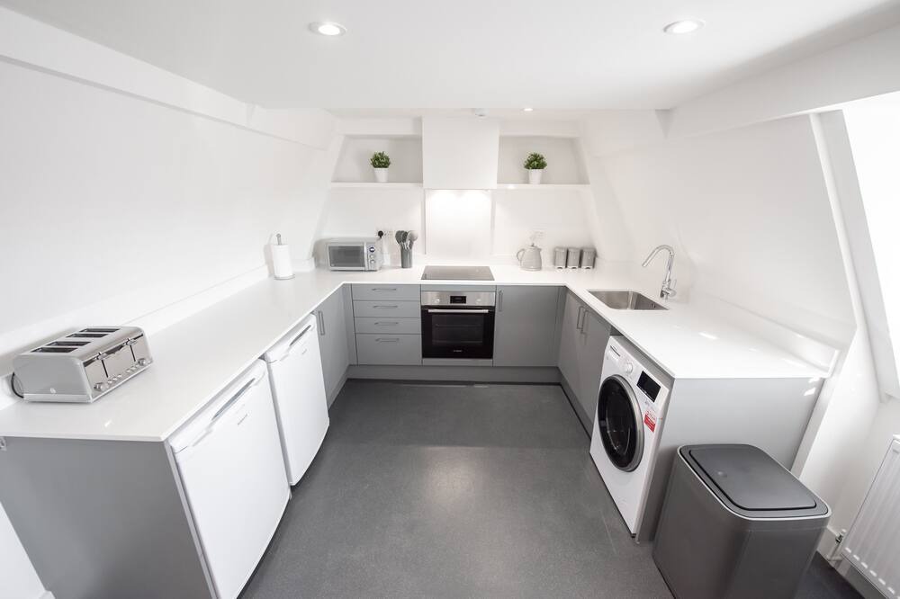 Photo of Others in Herongate