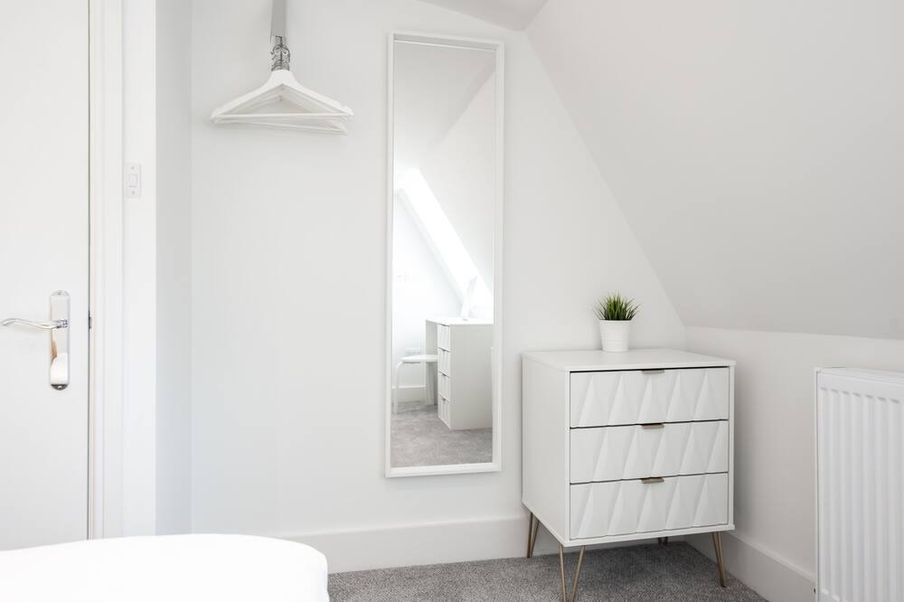 Photo of Bathroom in Herongate