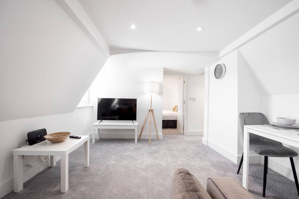 Photo of Livingroom in Herongate