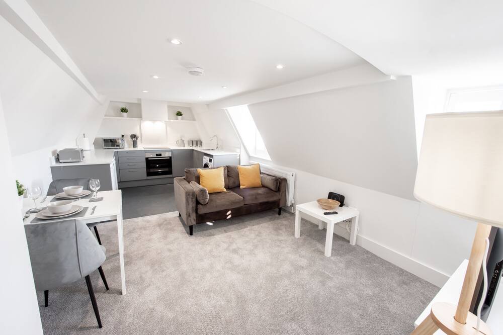 Photo of Others in Herongate