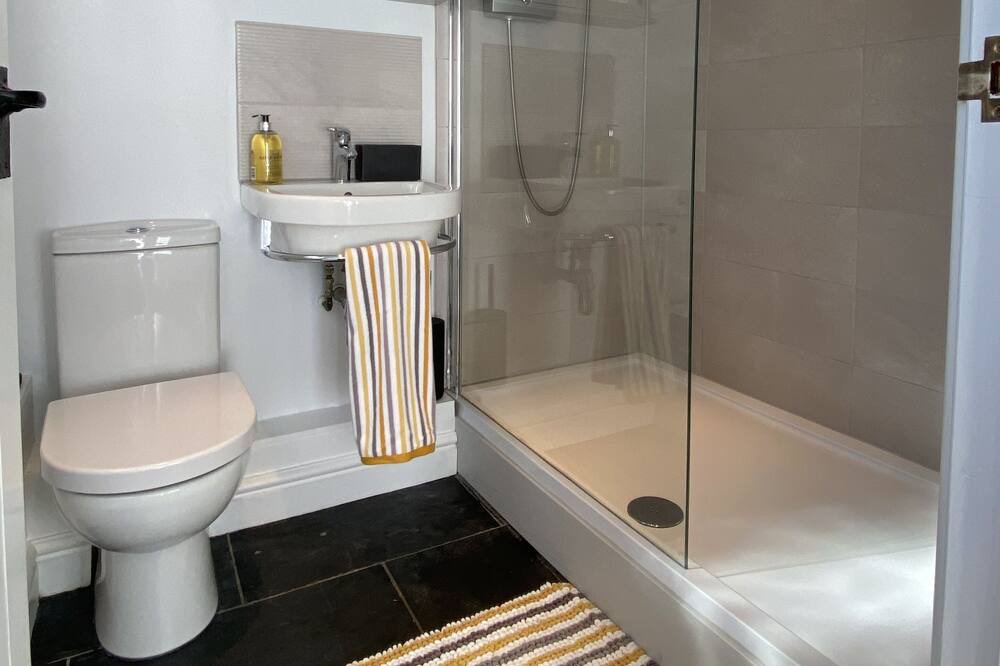 Photo of Bathroom in Dursley