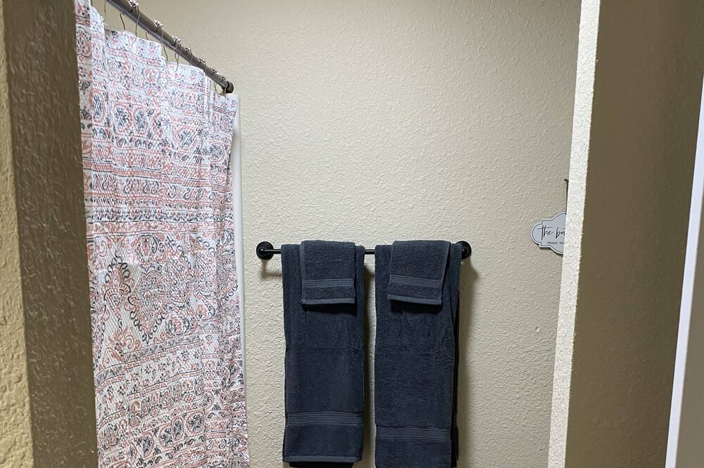 Photo of Bathroom in Heavener