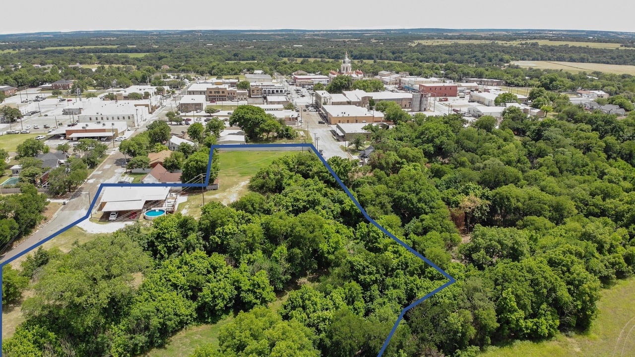 Photo of Outdoor in Gatesville