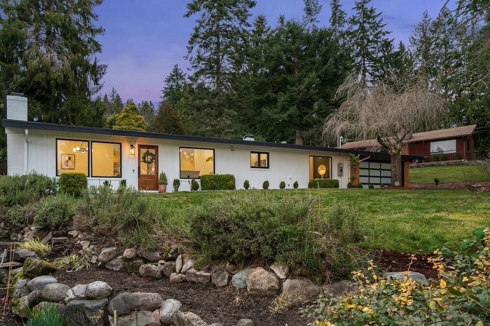 Photo of Others in Education Hill