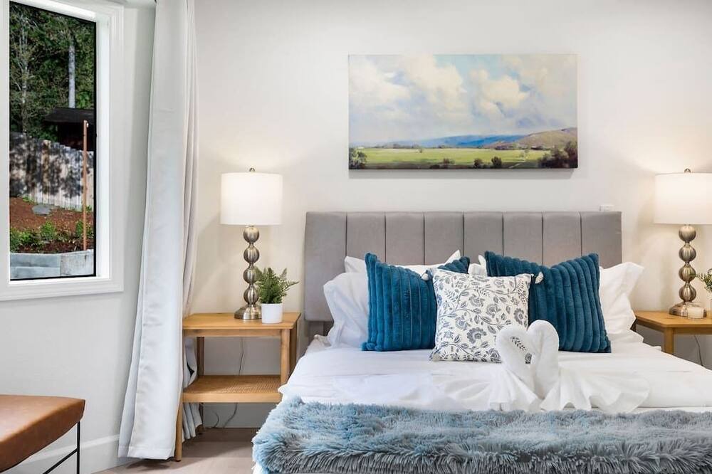 Photo of Others in Education Hill