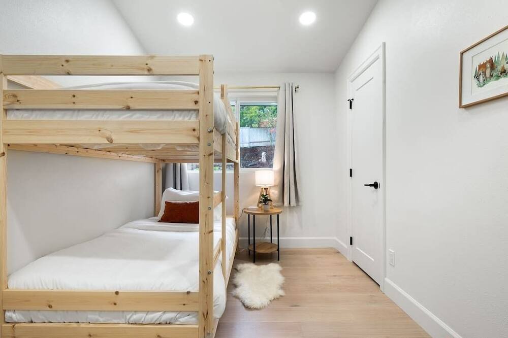 Photo of Others in Education Hill