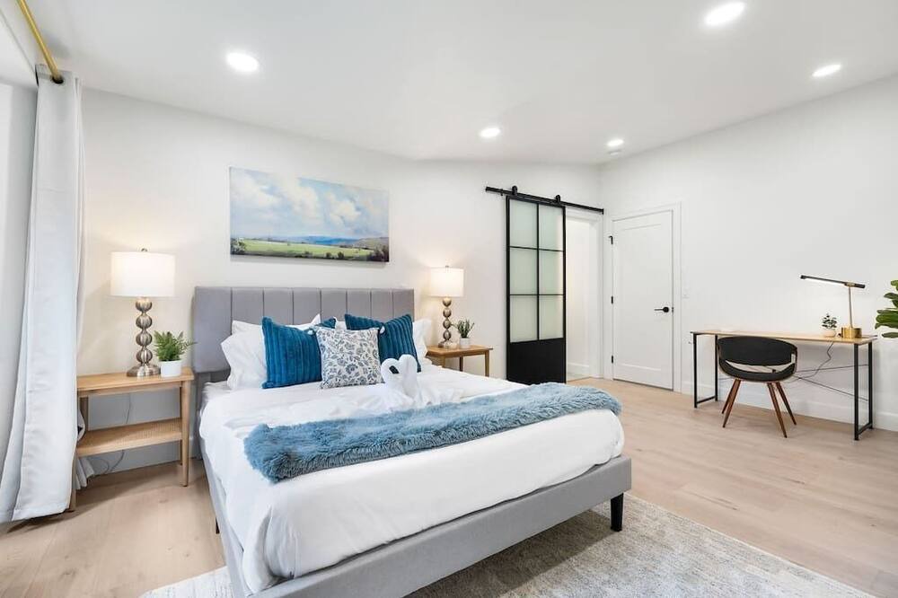 Photo of Others in Education Hill