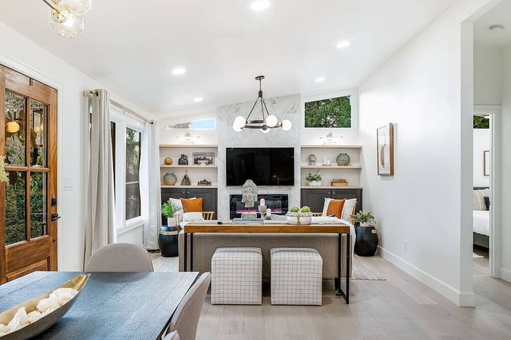 Photo of Others in Education Hill