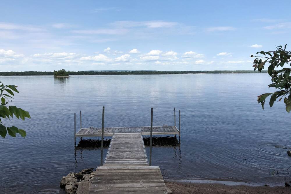 Photo of Outdoor in Pembroke