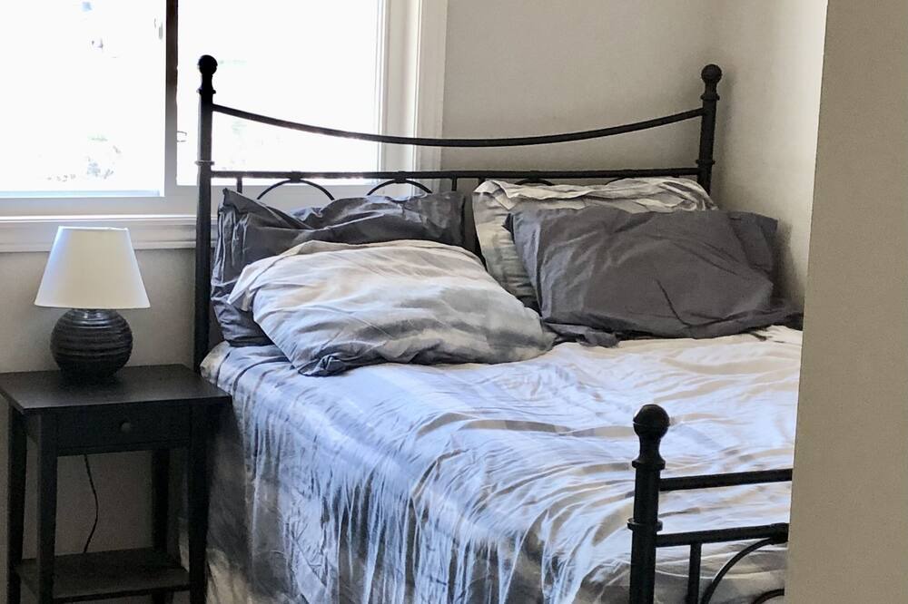 Photo of Bedroom in Pembroke