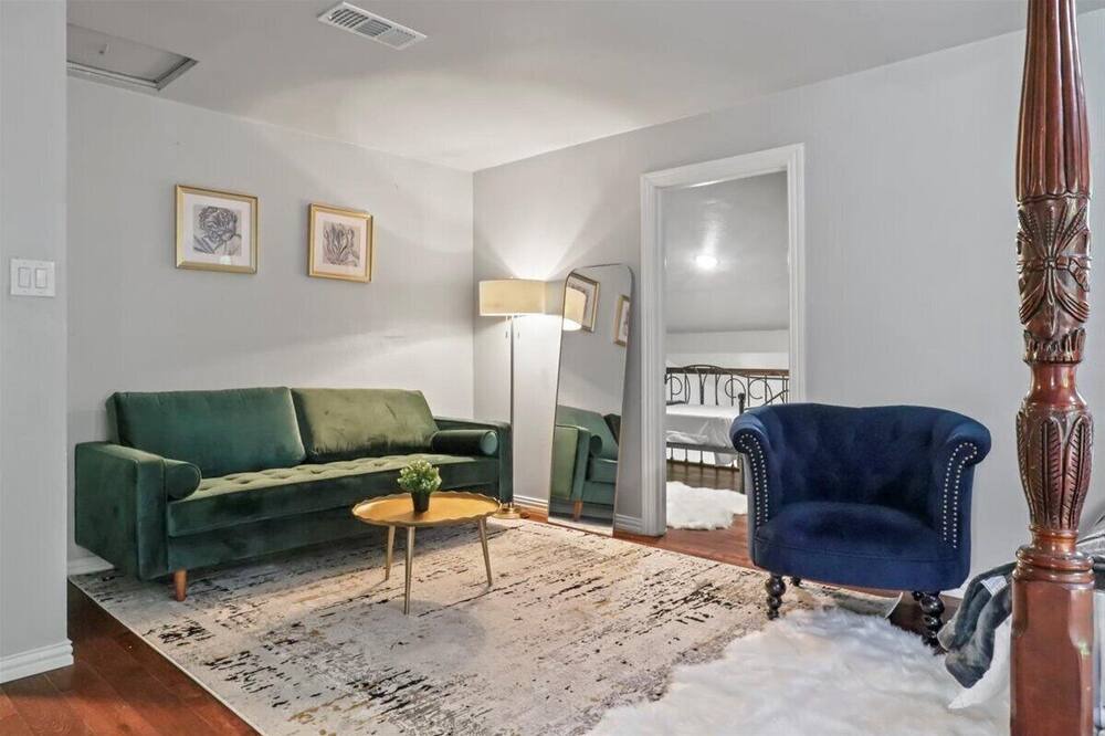Photo of Livingroom in Copper Canyon