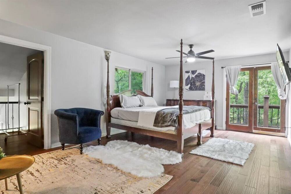 Photo of Bedroom in Copper Canyon