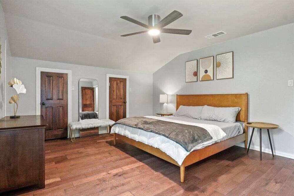 Photo of Bedroom in Copper Canyon
