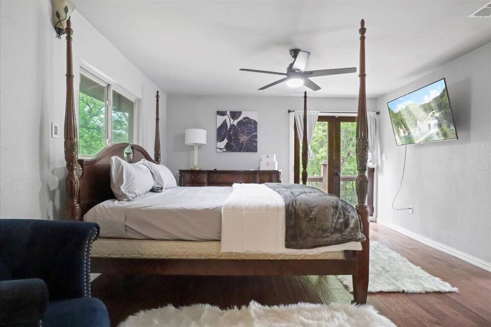 Photo of Bedroom in Copper Canyon