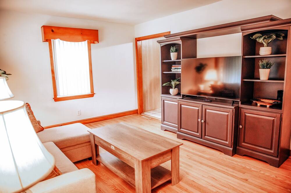 Photo of Bedroom in Martinsville