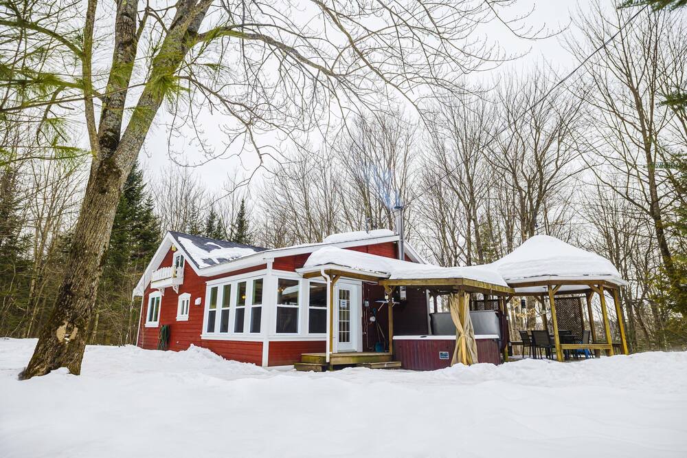 Photo of Outdoor in Le Val-Saint-Francois Regional County Municipality
