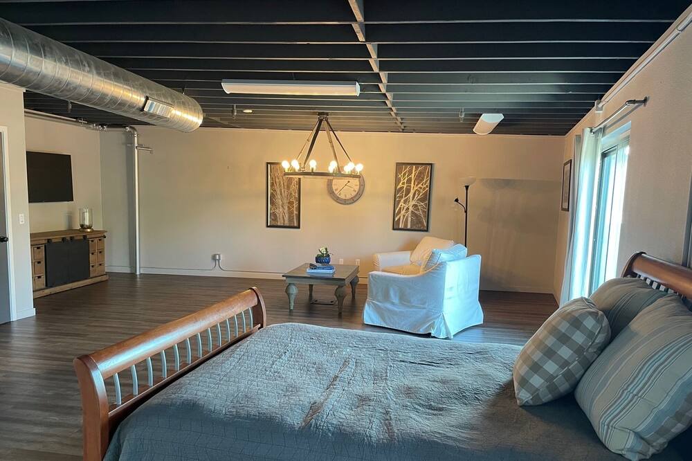 Photo of Bedroom in Napa