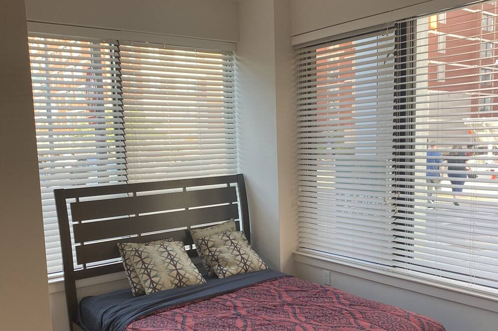 Photo of Bedroom in Cardozo