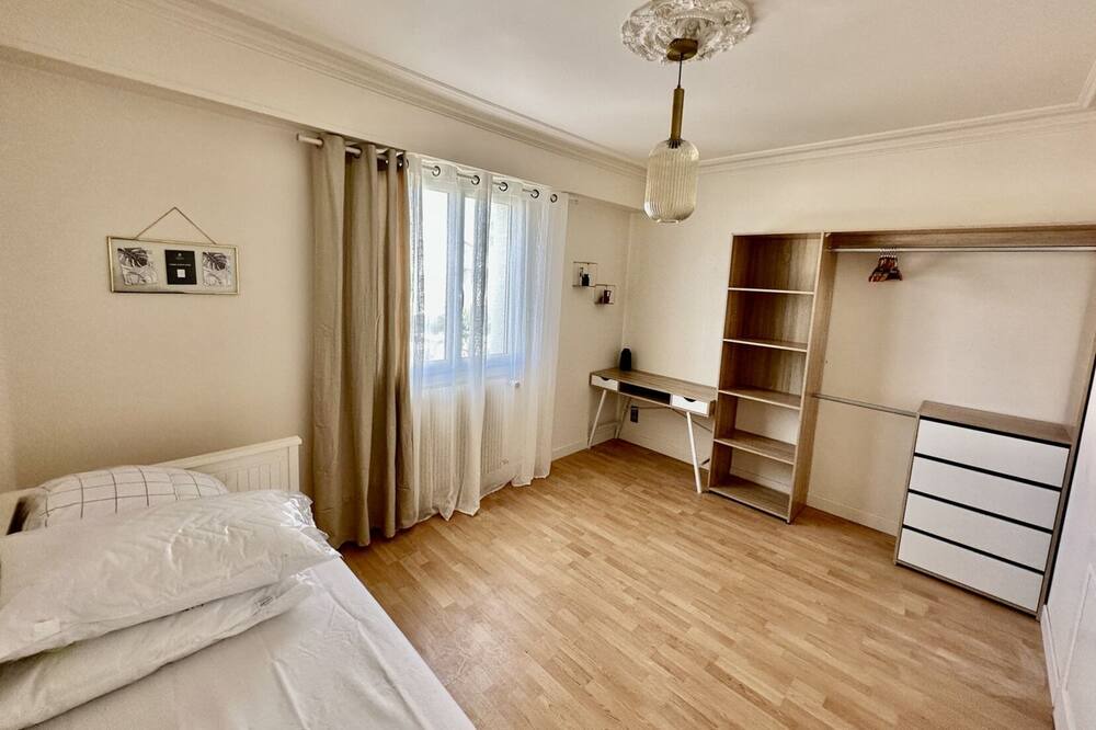 Photo of Bedroom in La Roche-sur-Yon