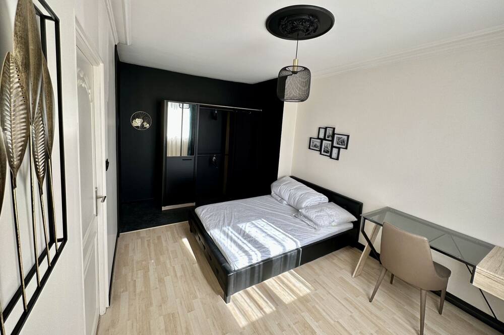 Photo of Bedroom in La Roche-sur-Yon