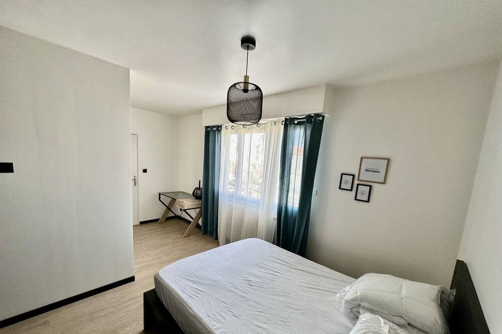 Photo of Bedroom in La Roche-sur-Yon
