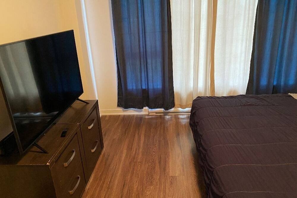 Photo of Bedroom in Chateauguay