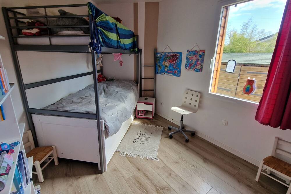 Photo of Bedroom in Leognan