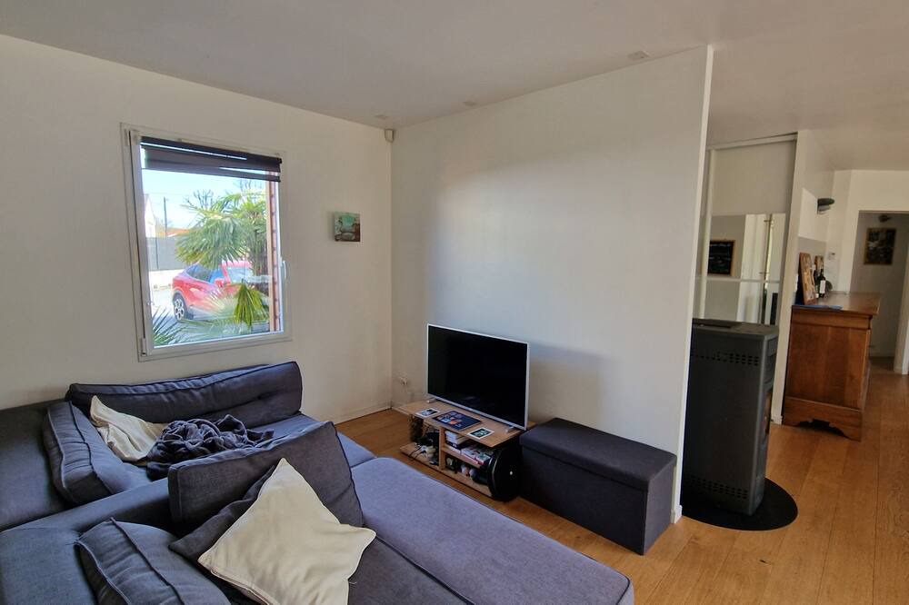 Photo of Livingroom in Leognan