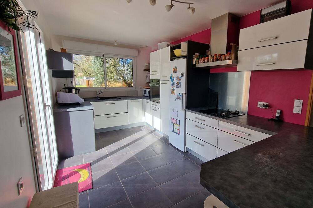 Photo of Others in Leognan