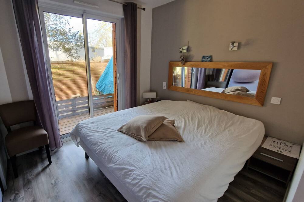 Photo of Bedroom in Leognan