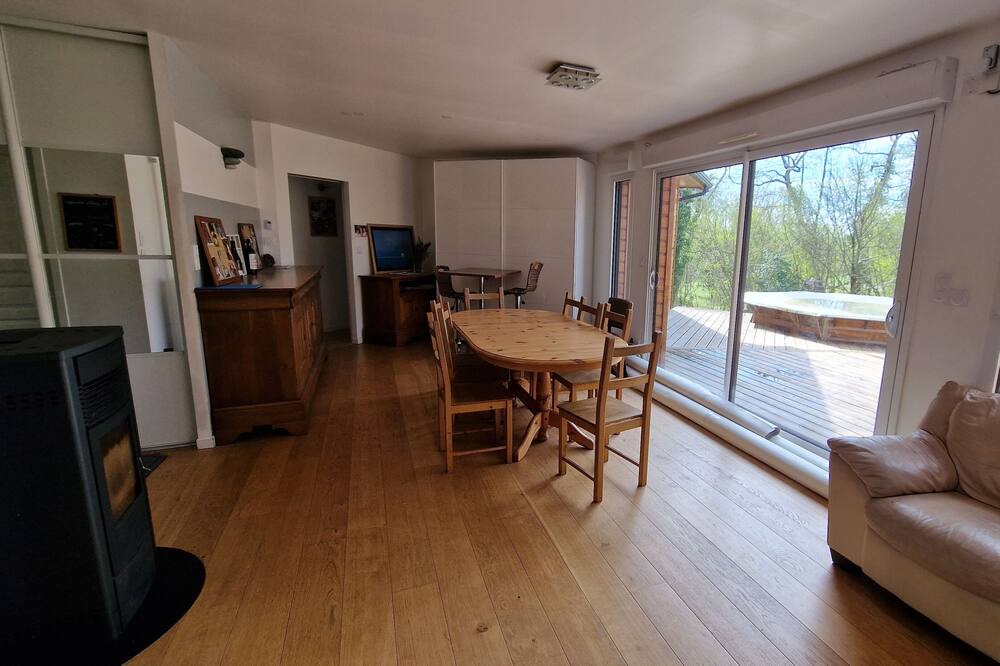 Photo of Others in Leognan