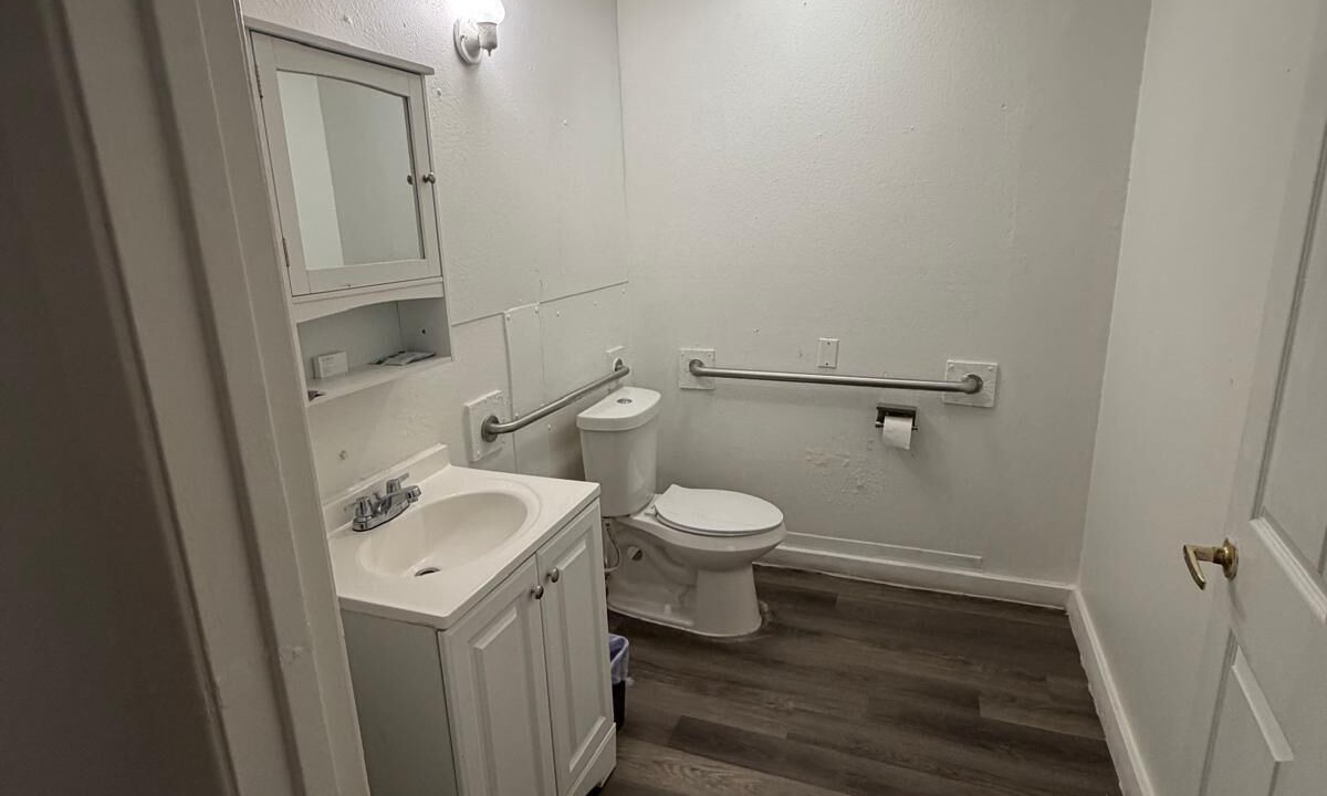 Photo of Bedroom in North Austin Civic Association