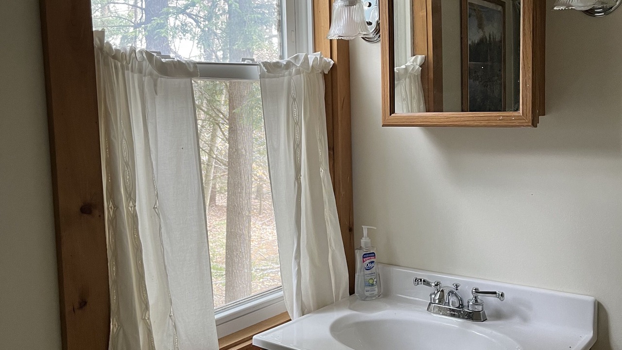 Photo of Bathroom in Rindge