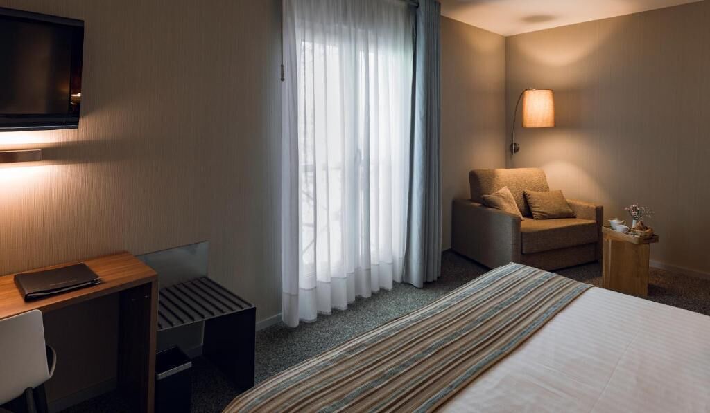 Photo of Bedroom in Oloron-Sainte-Marie