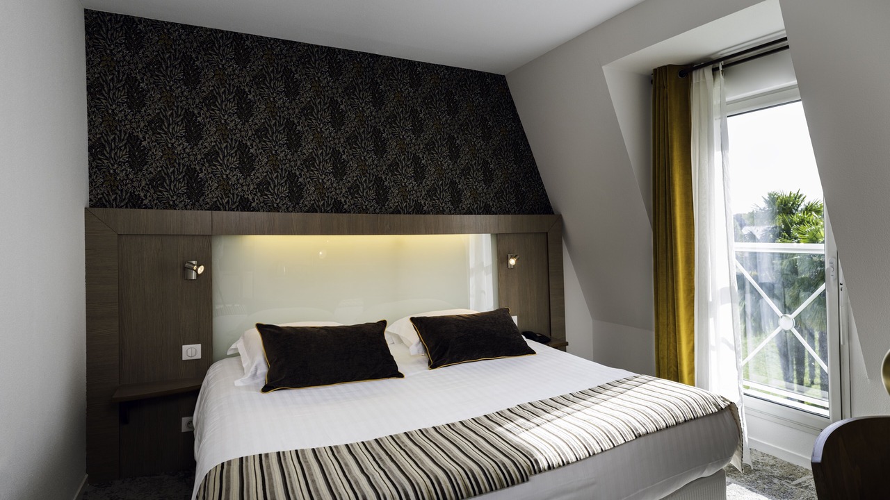 Photo of Bedroom in Oloron-Sainte-Marie