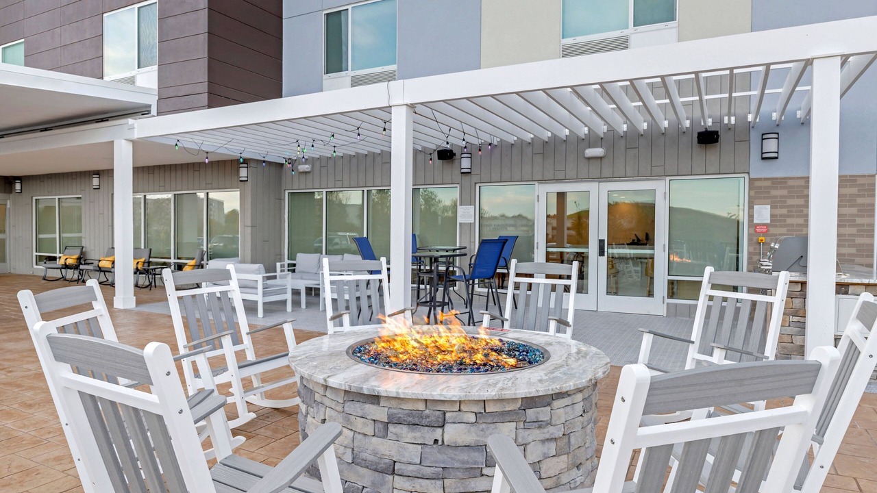 Photo of Outdoor in Colonial Heights